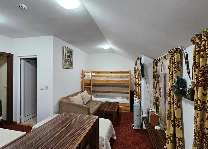 The Castle Mansarde On The Slope 7 - Apartment